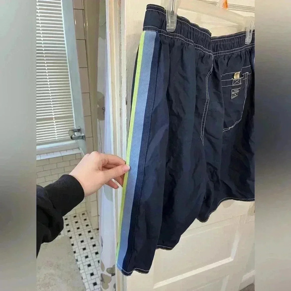 Tommy Hilfiger vintage navy blue long inseam board‎ short swim trunks - Picture 4 of 9